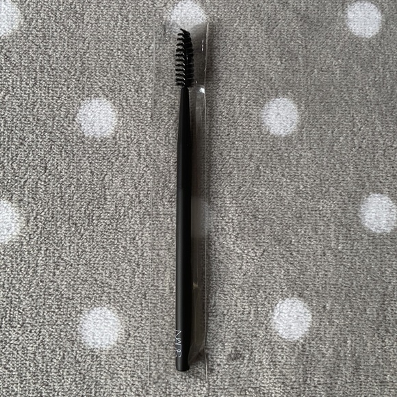 NARS Brow Spoolie #28 - Picture 3 of 6